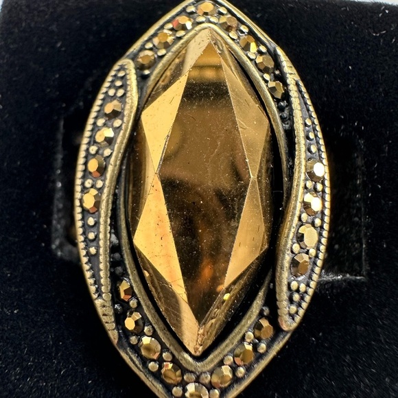 💥5/$10 paparazzi ring - Picture 2 of 5